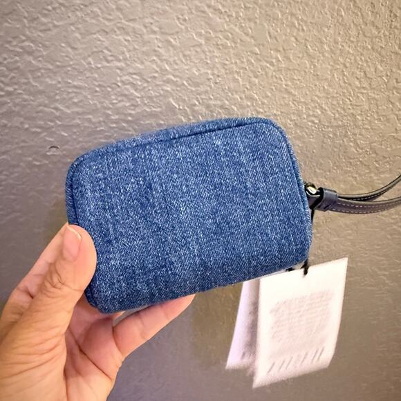 Last 1‼️Coach CAP97 Pouch Wristlet denim/Silver/Indigo - Picture 3 of 5